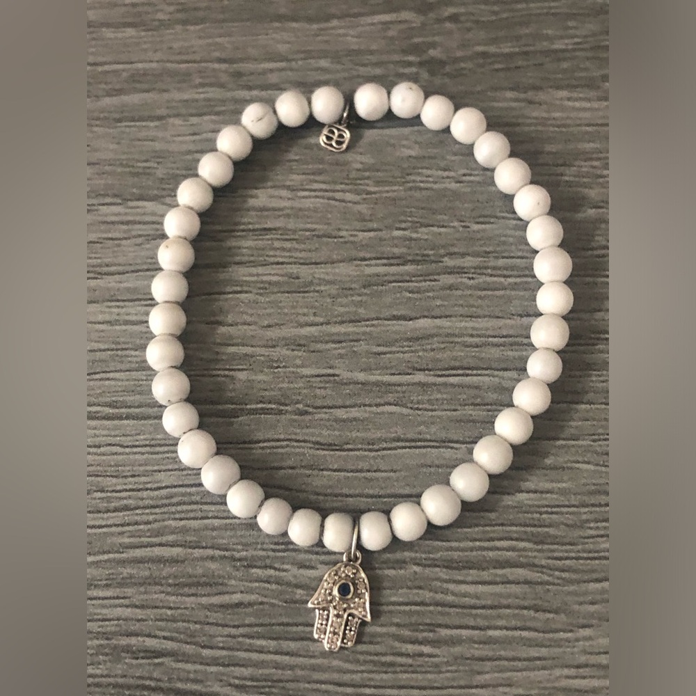 Sydney Evans beaded bracelet with 14k Diamond hamsa 🪬 charm.